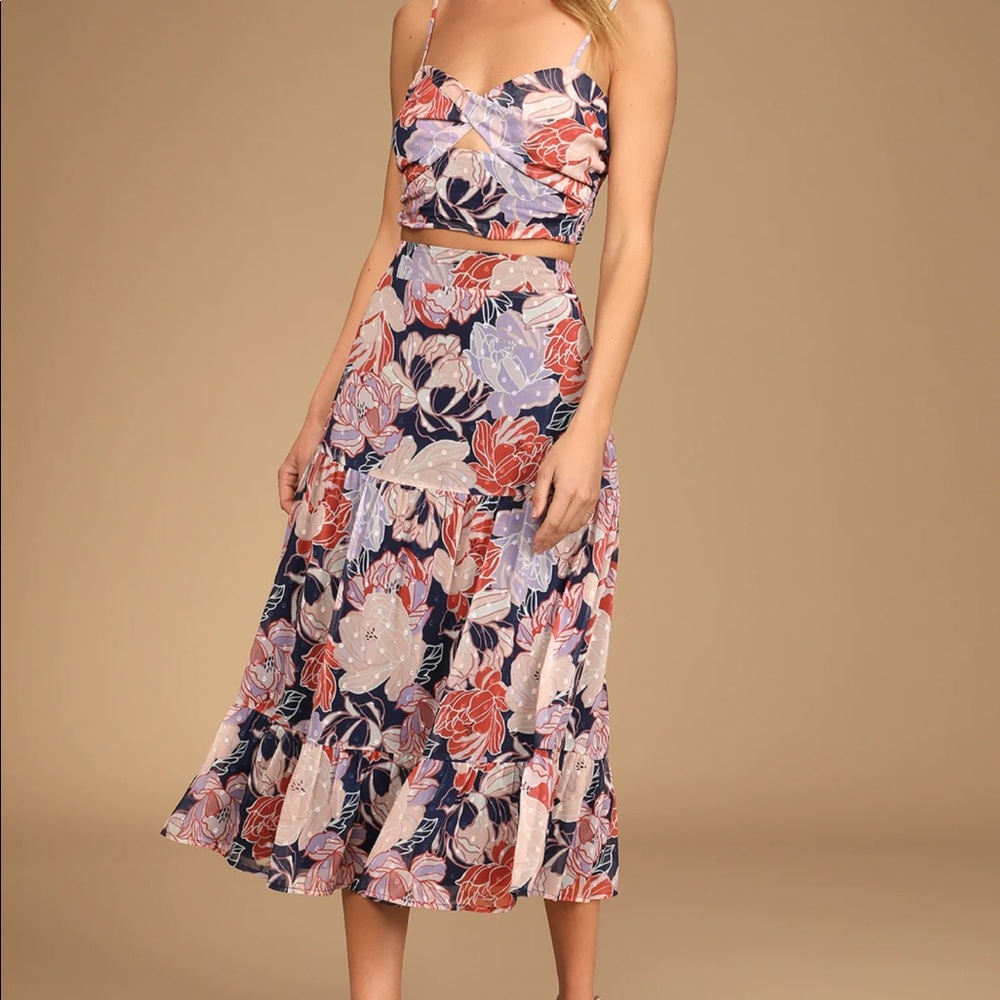 Brand new with tags two piece lulus floral dress